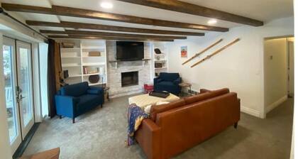 Cozy Hideaway for 8 near Canyons