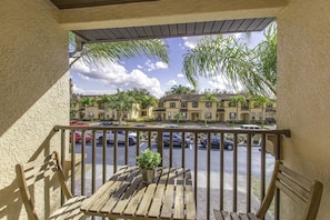 Property grounds - delightful 3 brdroom townhome @ regal palms (Davenport)