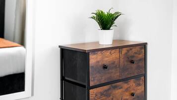 1 bedroom, iron/ironing board, free WiFi, bed sheets