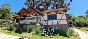 Exterior - Entire Apartment in Gramado Bavária Center (Gramado)