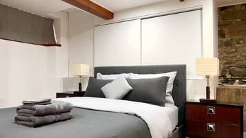 2 camere, ferro/asse da stiro, Wi-Fi gratuito, lenzuola