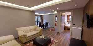 Premium Room | Minibar, free WiFi, bed sheets