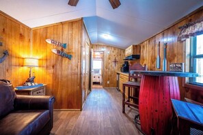 Interior - Pecan: Sleeps 3, Tiny Cabin, Pets, Near Park/Lake (Broken Bow)