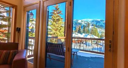 Wonderful Townhome | Ski In / Out | AC | Sleeps 12