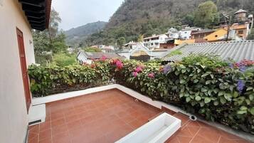 Deluxe Double Room, Balcony, Mountain View | Iron/ironing board, free WiFi, bed sheets