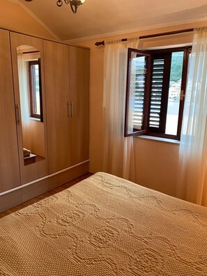 3 Schlafzimmer, Bügeleisen/Bügelbrett, WLAN, Bettwäsche
