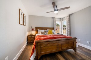 3 bedrooms, WiFi, bed sheets, wheelchair access