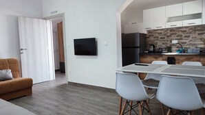In-room dining - Sayohat Apartments (Bar)