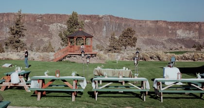 Crooked River Ranch Cabins