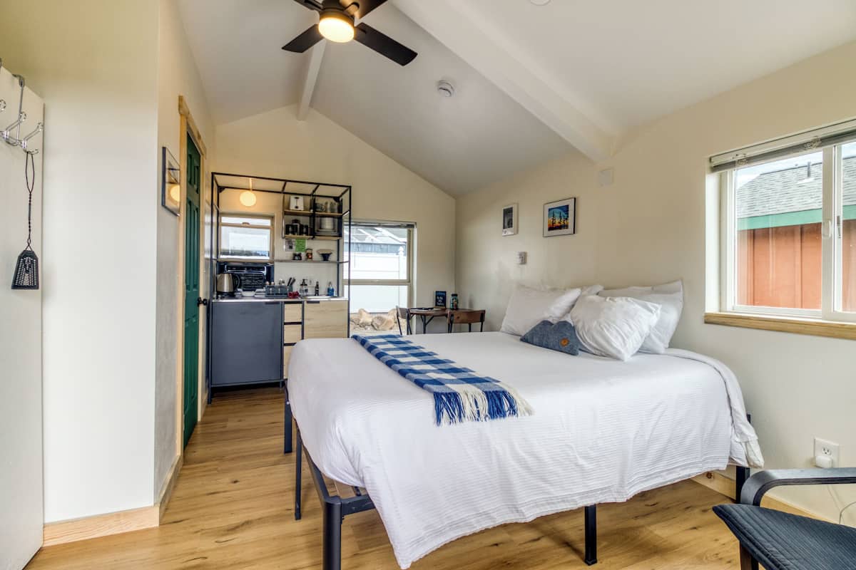 Cabin | Free WiFi, bed sheets