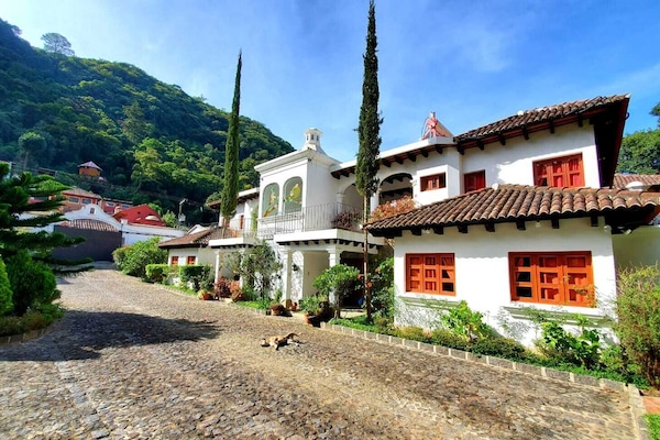 Façade de lâhĂ©bergement
