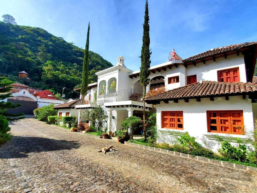 Fachada da propriedade