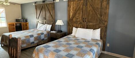 Family Double Room | Individually furnished, desk, iron/ironing board