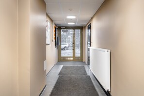 Lobby - Hiisi Homes Turku Ratapiha (Turku)