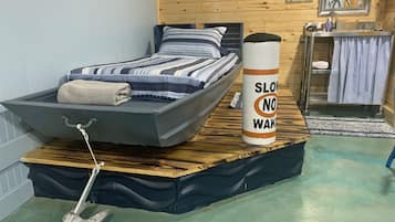 1 chambre, fer et planche à repasser, Wi-Fi gratuit, draps fournis