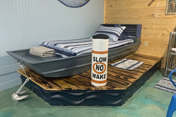 Catch some Zzzz ~ Going Fishing Cabin at The Lazy Buffalo