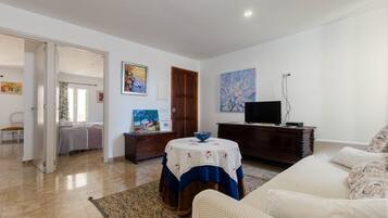 1 chambre, fer et planche Ă repasser, lit parapluie, Wi-Fi gratuit