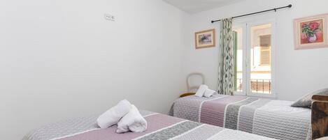 1 多间卧室、熨斗/熨衣板、旅行婴儿床、免费 WiFi