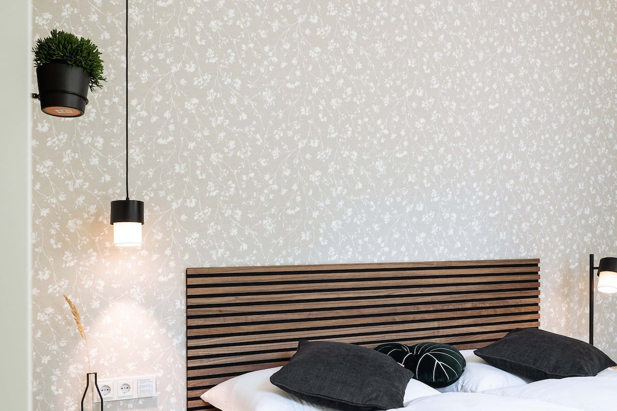 1 bedroom, hypo-allergenic bedding, in-room safe, blackout drapes