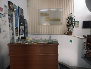 Front of property - PETITTE HOTEL BELLA MONTAÑA (Manizales)