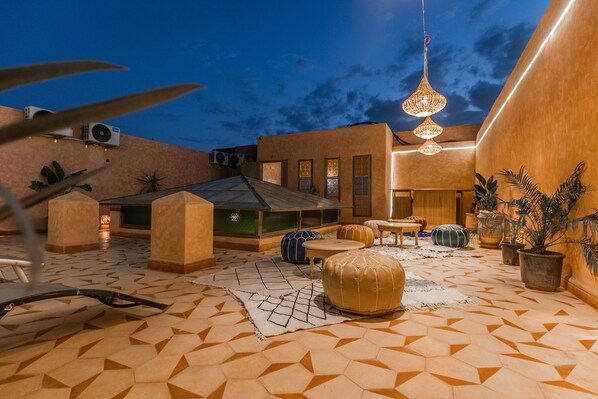 Comfort villa, 6 slaapkamers | Terras