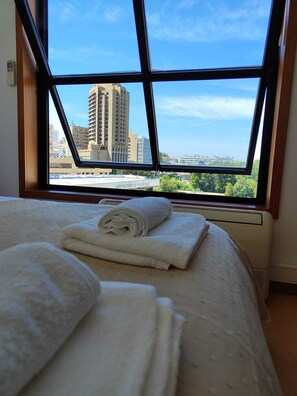 2 chambres, Wi-Fi gratuit, draps fournis