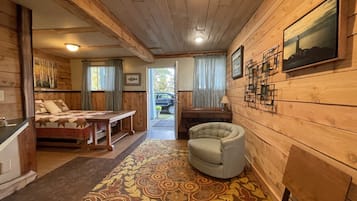 Deluxe Studio Suite, Garden View | 免费 WiFi