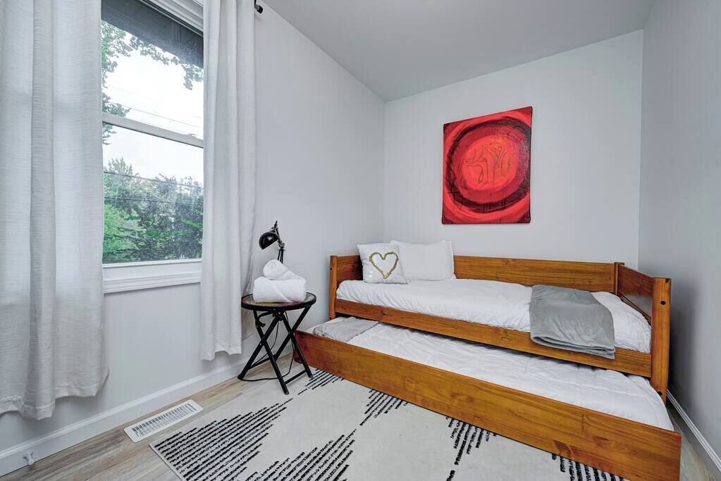 4 Schlafzimmer, Bügeleisen/Bügelbrett, kostenloses WLAN, Bettwäsche