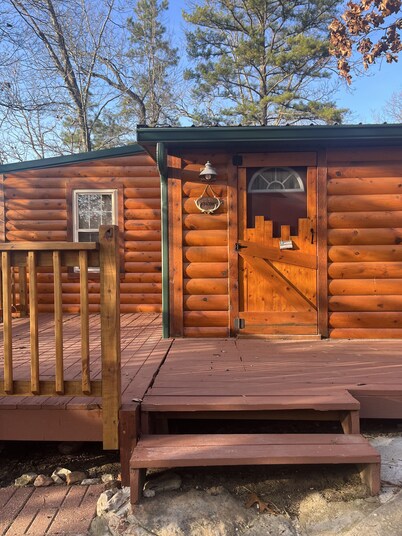 Cozy cabin close to the lake