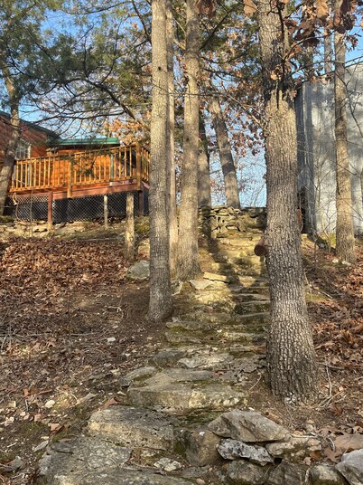 Cozy cabin close to the lake