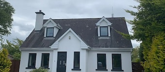 Burren Seaside Lodge