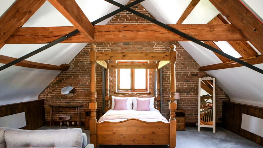 킹스턴 컨트리 코트야드