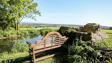 Superior Triple Room | Garden view