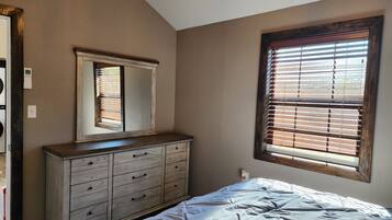 2 habitaciones, wifi gratis y ropa de cama