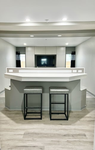 Crystal Inn Missouri City