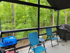 Property grounds - Juniper: Sleep 5, Tiny Cabin, Pets, Near Park/Lake (Broken Bow)