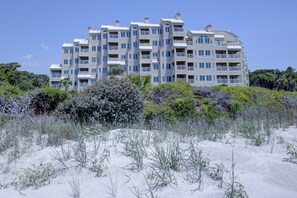 Exterior - Unique and sophisticated 2 bed/2 bath oceanfront condo (Kiawah Island)
