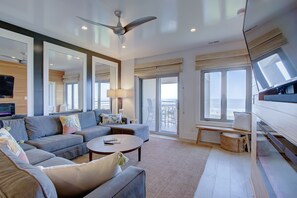 TV - Unique and sophisticated 2 bed/2 bath oceanfront condo (Kiawah Island)