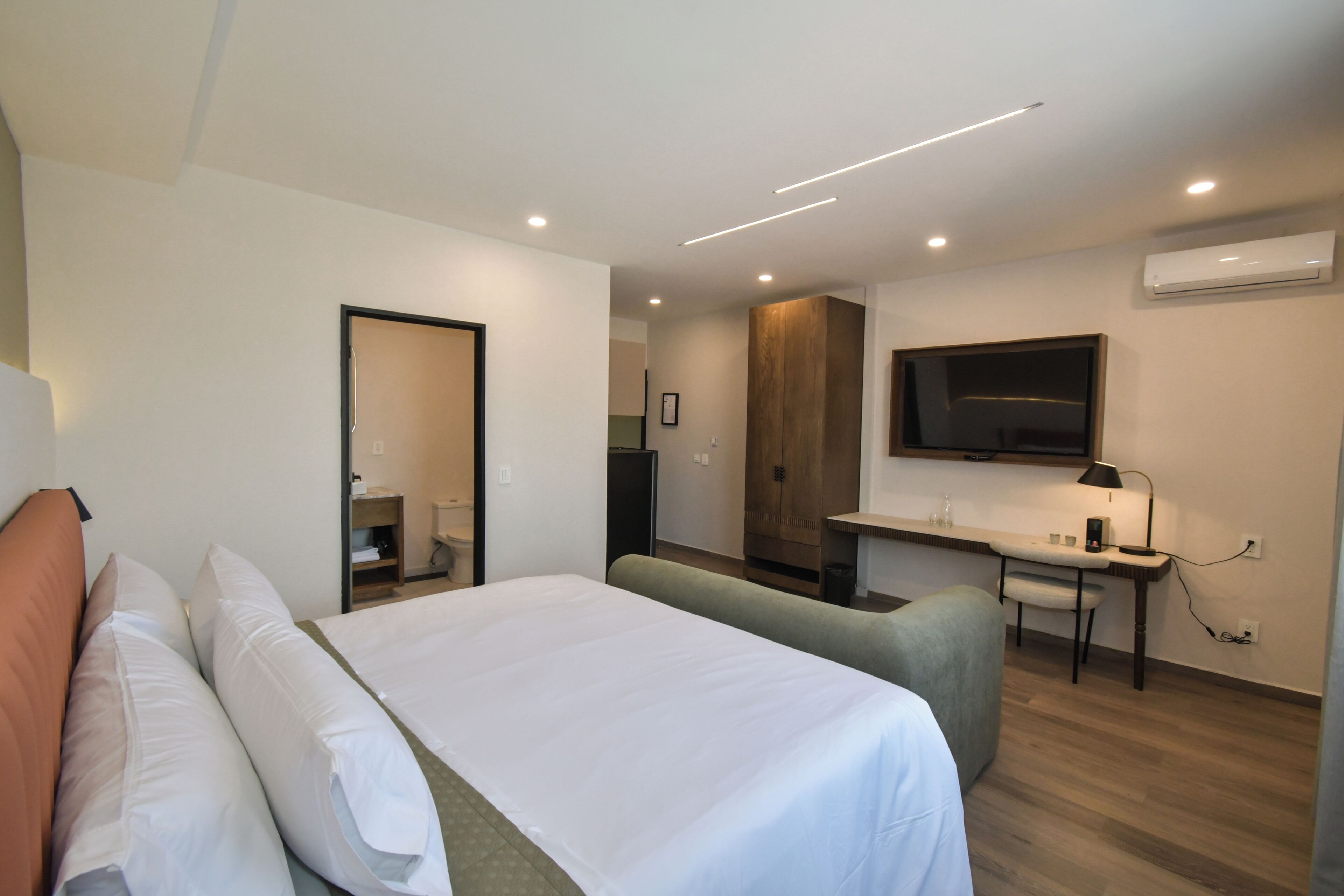 Photo - Expo Satelite 2750 Hotel & Suites