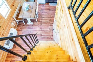 Interior - Walnut: Sleep 4, Tiny Cabin, Pets, Near Park/Lake (Broken Bow)