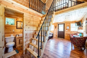 Interior - Walnut: Sleep 4, Tiny Cabin, Pets, Near Park/Lake (Broken Bow)