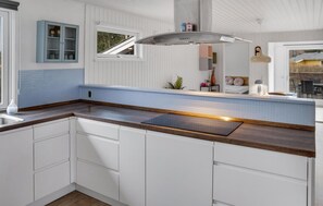 Refrigerador, microondas, parrilla de estufa y lavavajillas 