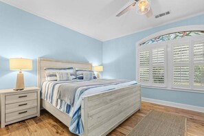 3 chambres, bureau, fer et planche à repasser, Wi-Fi gratuit