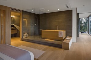 3 Schlafzimmer, Zimmersafe, Schreibtisch, Bügeleisen/Bügelbrett