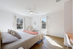 4 bedrooms, Internet - Guadalupe Riverfront Escape (Seguin)