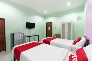 Room - Eden Hostel (Phuket)