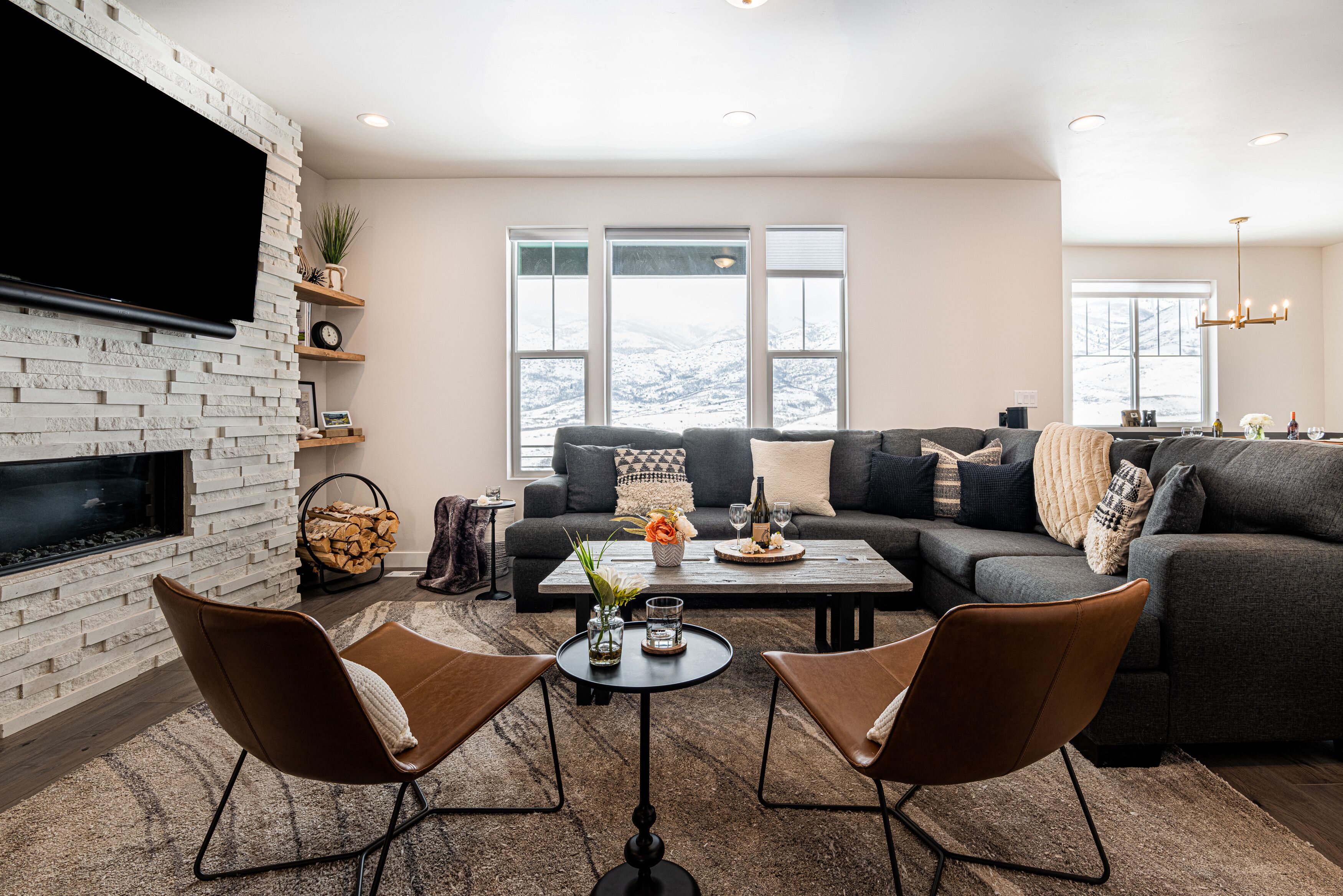 Luxury Townhome, Great Location, Outdoor Recreation & Bonus Family Room! Jordanelle Ridge Escape