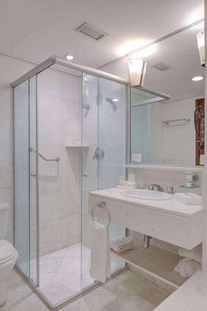 Bathroom - Etoile Hotels - George V - Itaim Bibi (São Paulo)