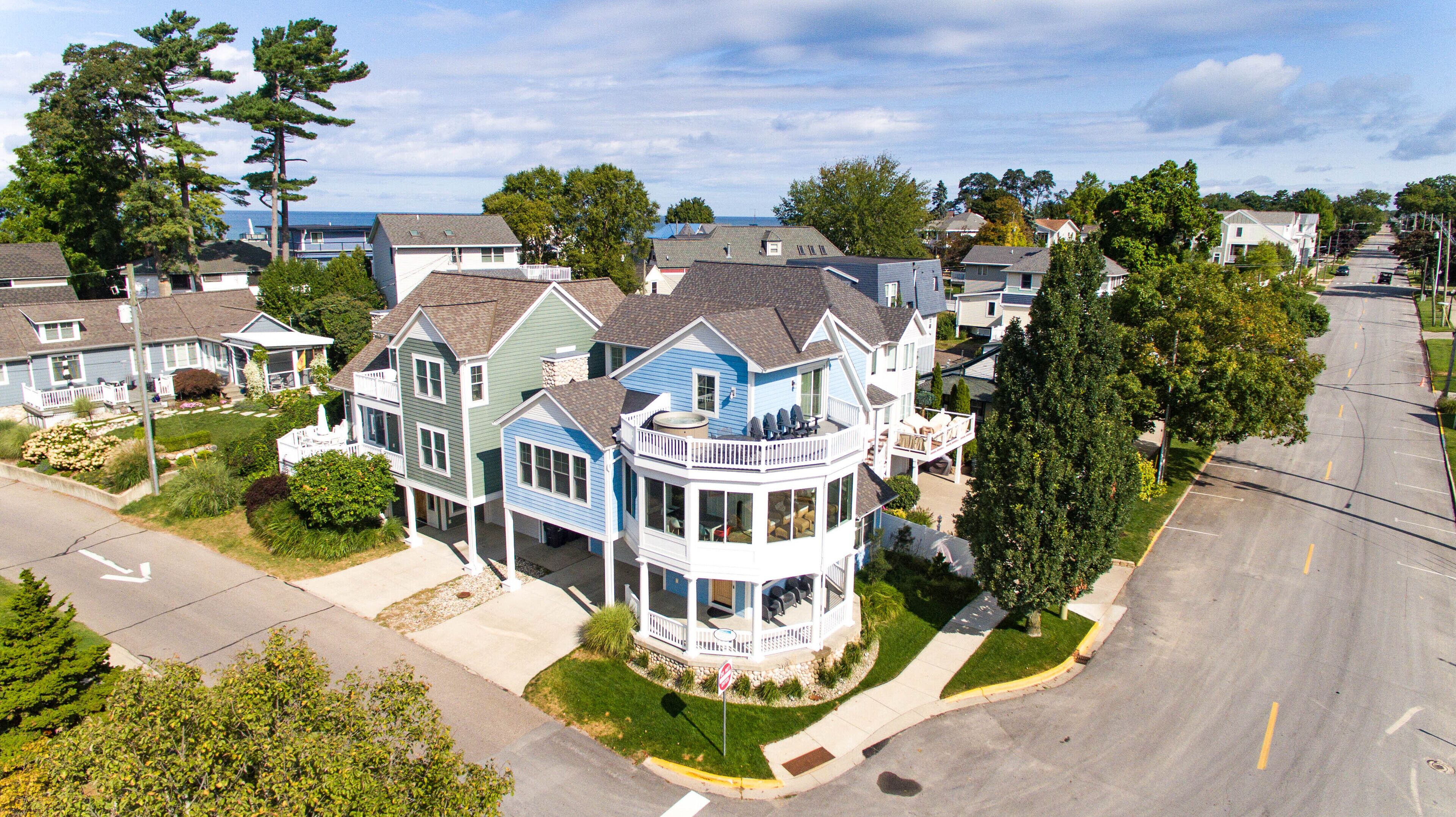 Black River Vista - Luxury Home w/ Hot Tub & Water Views