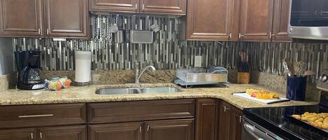 ダイニングテーブル